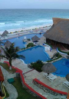 Hôtel El Pueblito Beach à Cancún Extérieur photo