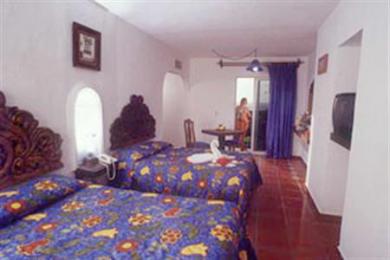Hôtel El Pueblito Beach à Cancún Extérieur photo